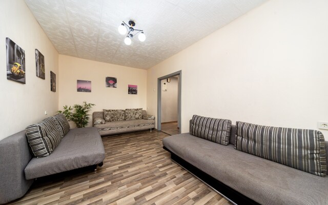 Flat na Pr.nezavisimosti,52(m. Ploschad Ya. Kolasa)