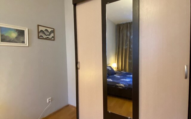 Квартира 2ккв у метро Парнас