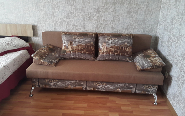 Na Ul Lugovaya 6t Flat