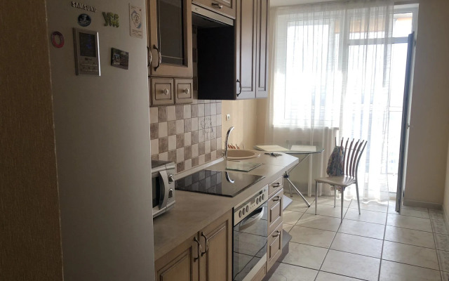 Квартира на  Эпроновской 1