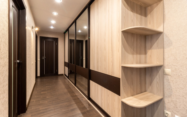 Tikhiy 4 Flat