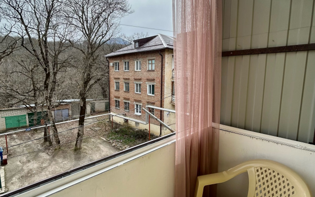 Na Ulitse Lenina 5v Flat
