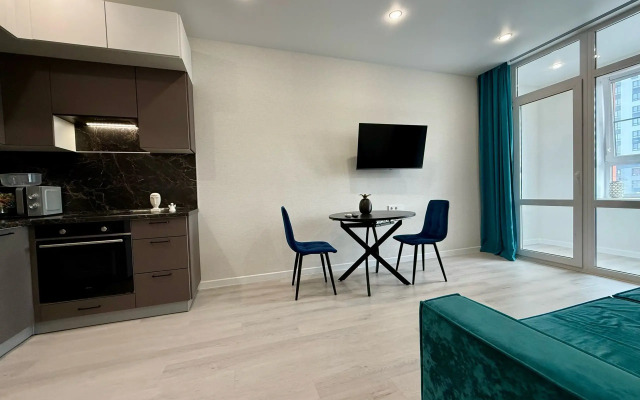 Квартира Новая с Потрясающим Видом из Окна на Город