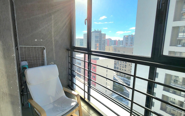 Studiya V Yevropeyskom Flat