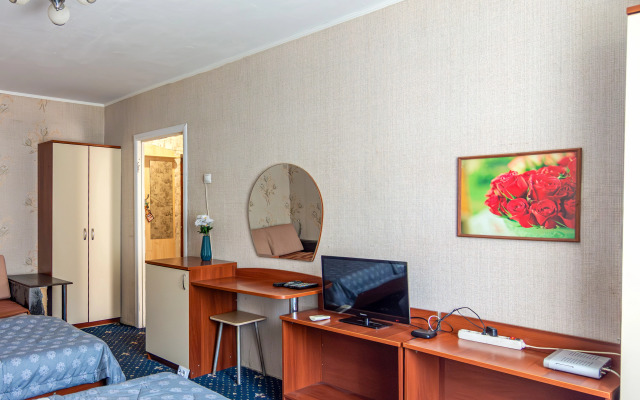Na Ulitse Polevaya 45 Flat