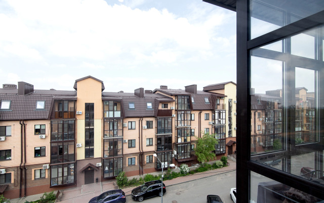 KEY2HOME na Sarmatskoj Flat