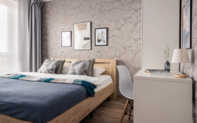 Provans v Lunnom Svete Flat