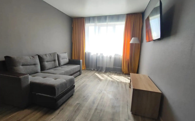 Квартира на Улице Толстого 25