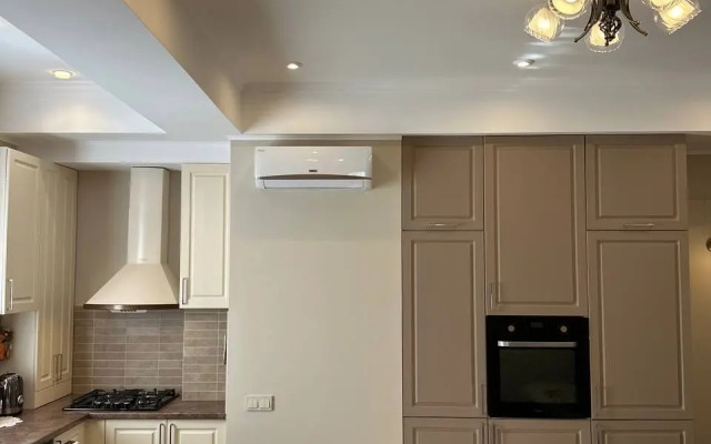 Na Rakhmaninova 49/15 Flat