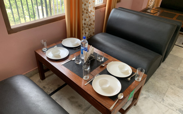 Отель River View