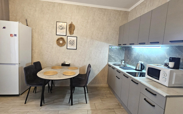 Uyutnaya Odnokomnatnaya C Balkonom Flat