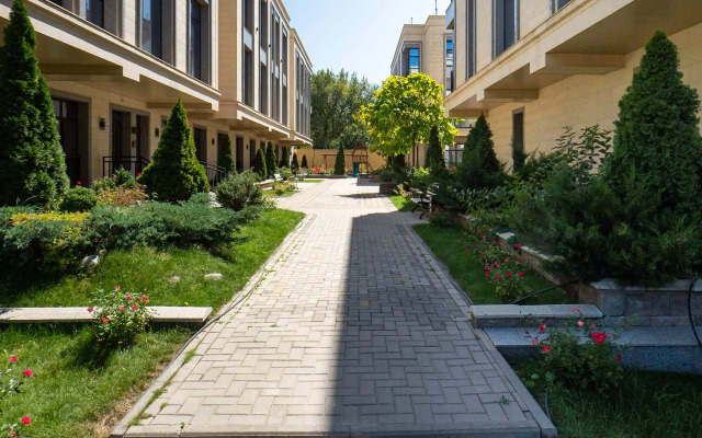 Na Ulitse Tattimbeta 86 Apartment