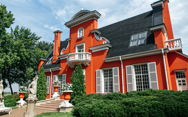 Old House Resort & Spa