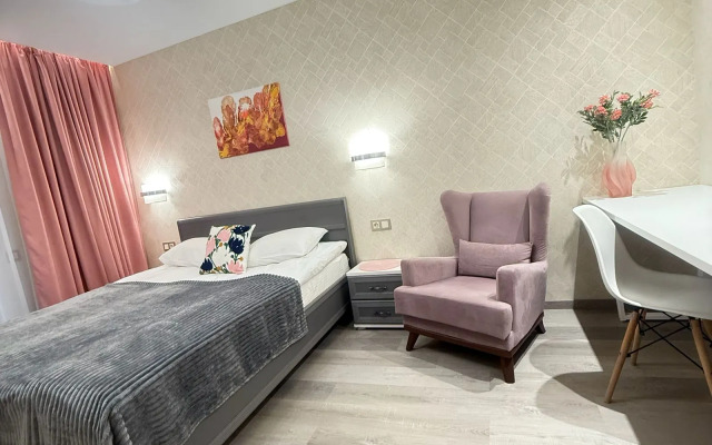 Квартира Луначарского 216