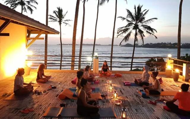Cocobay Unawatuna Hotel
