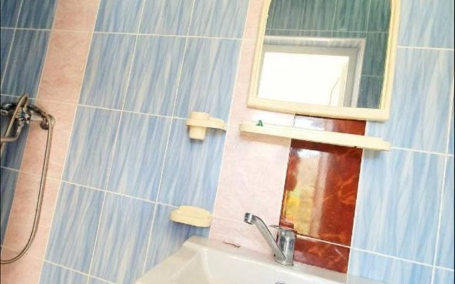 LooBeach Guest House