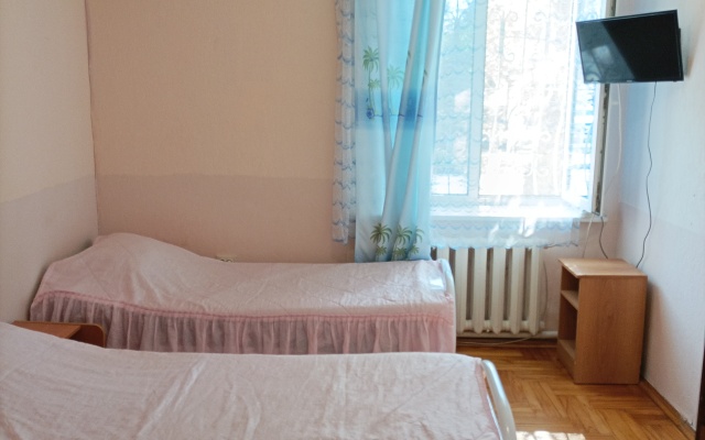 Svoi Lyudi Guest House