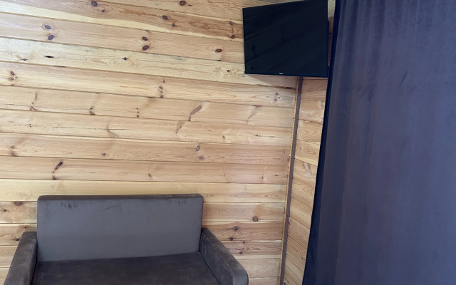 Gostevye Domiki U Tigrana Guest House