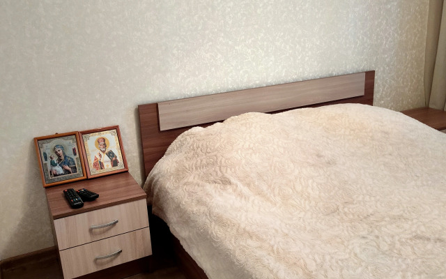 Квартира Двухкомнатная рядом с Монастырем