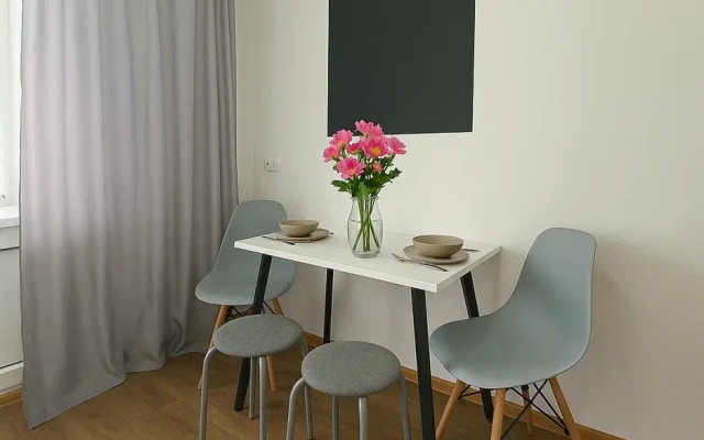 Kutuzova 1 Apartments
