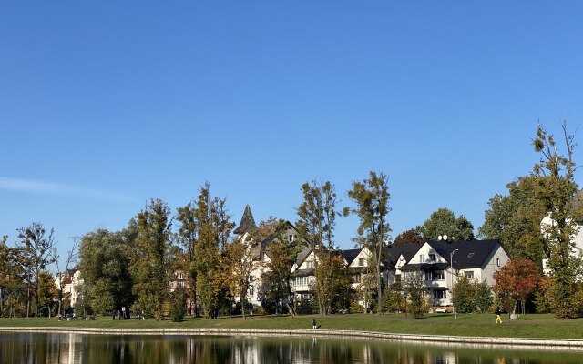 Апартаменты История