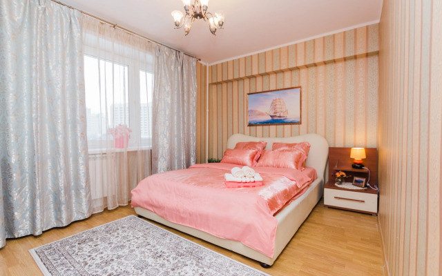 Квартира просторная двушка возле метро Октябрьская