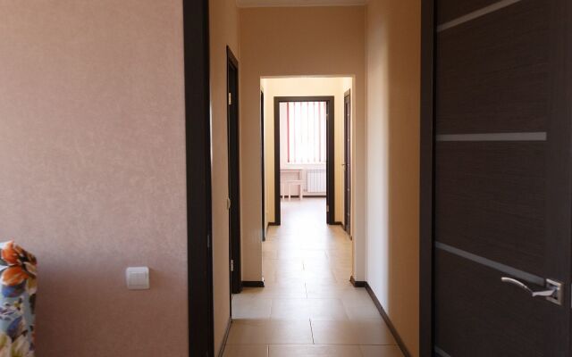 Апартаменты  Right Room трехкомнатные на Салтыкова-Щедрина 3