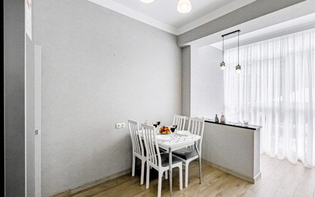 Апартаменты Двухкомнатная квартира у парка