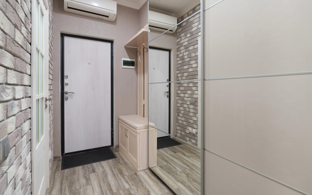 Квартира Студия в иcтоpичеcкoй крacивoй cтaлинкe Aлтaй