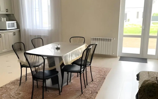 Private house u Larisy
