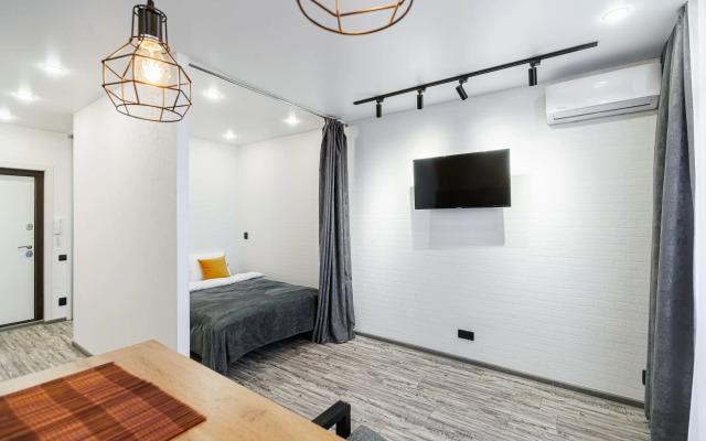Na 22 Etazhe S Vidom Na Reku Apartments
