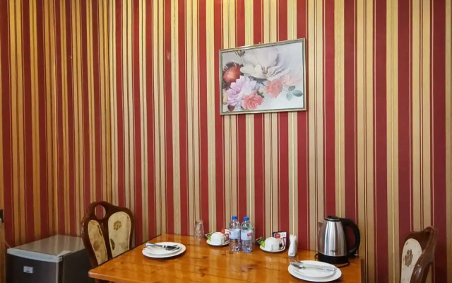 Retro Art Boutique Hotel