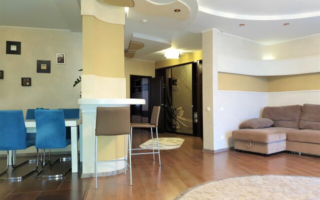 Апартаменты Проспект Революции 9-А-180