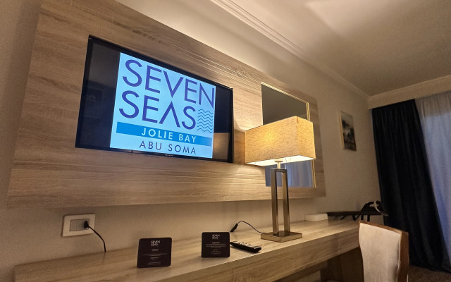 Seven Seas Jolie Bay
