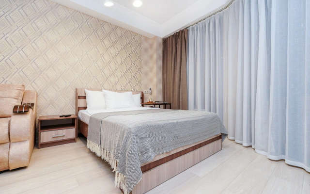 4 Krymskiy Mamayka Apartment