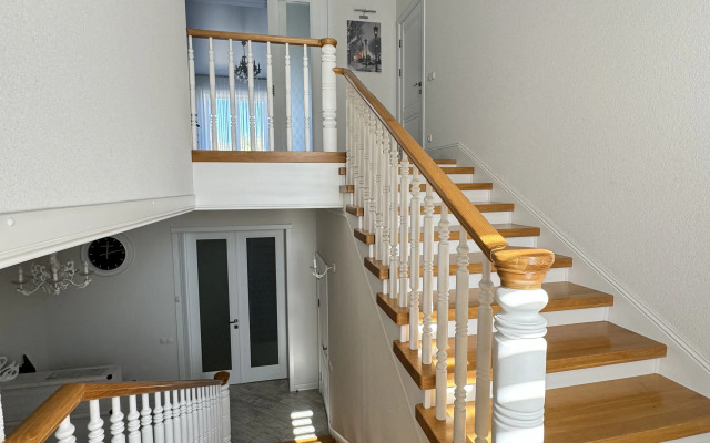 Lebediny Guest House