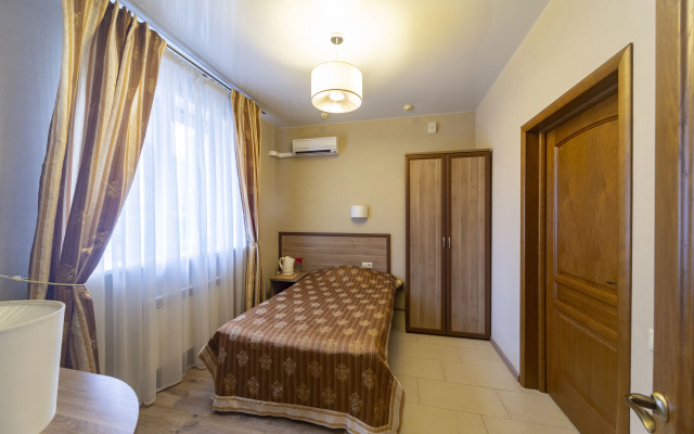 Vip Khaus Hotel