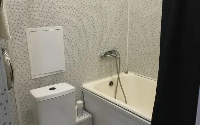 Kutuzova 1 Apartments