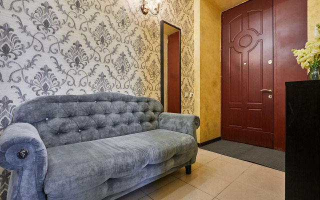 FlatStay Podyezdnoy 17 Apartments