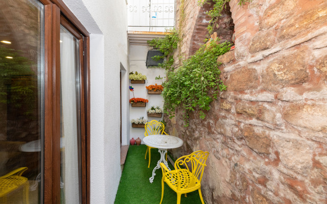 Royan Suites Boutique Hotel