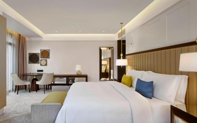 The Alexander, a Luxury Collection Hotel (Travel Agency)