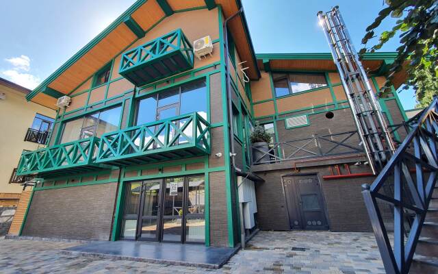 Grinberg V Tsentre Krasnoy Polyany Apartments