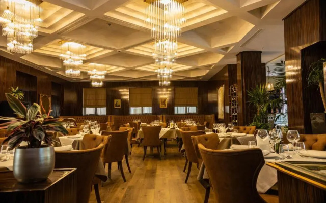 Golden Palace Hotel