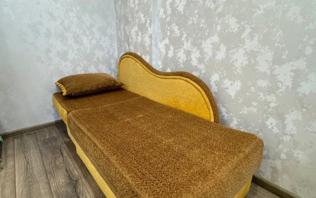 1-ya Vostochnaya Flat