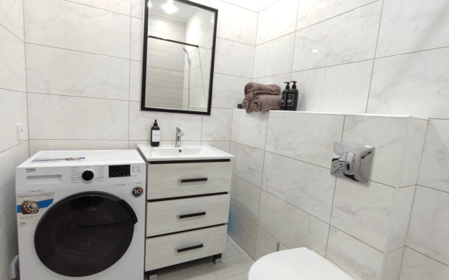 Panda Home v tsentre vozle naberezhnoy i akvaparka Apartments