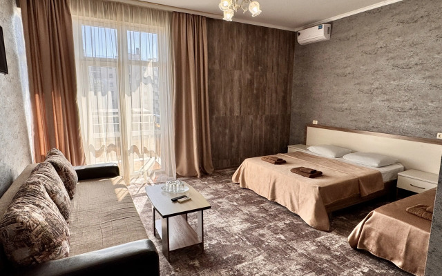 Gostevoy Dom Diamond Guest House