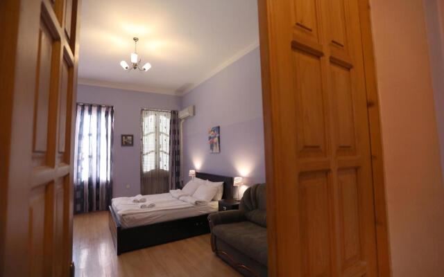 Davids Apartments