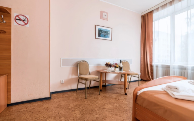 Ladoga Hotel