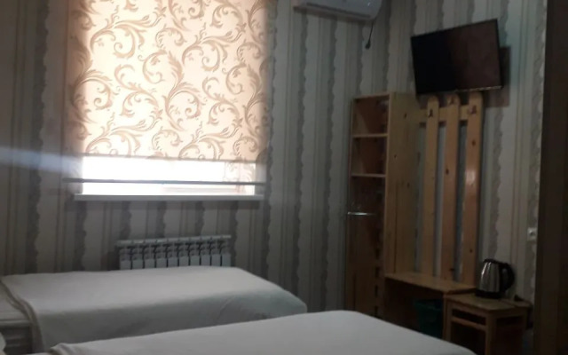 Allanazar Ota Guest house