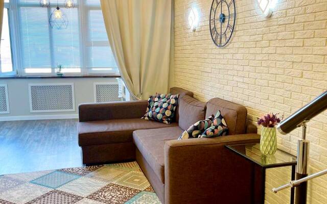 3-Kh Komnatnye 2-Kh Urovnevye Apartments